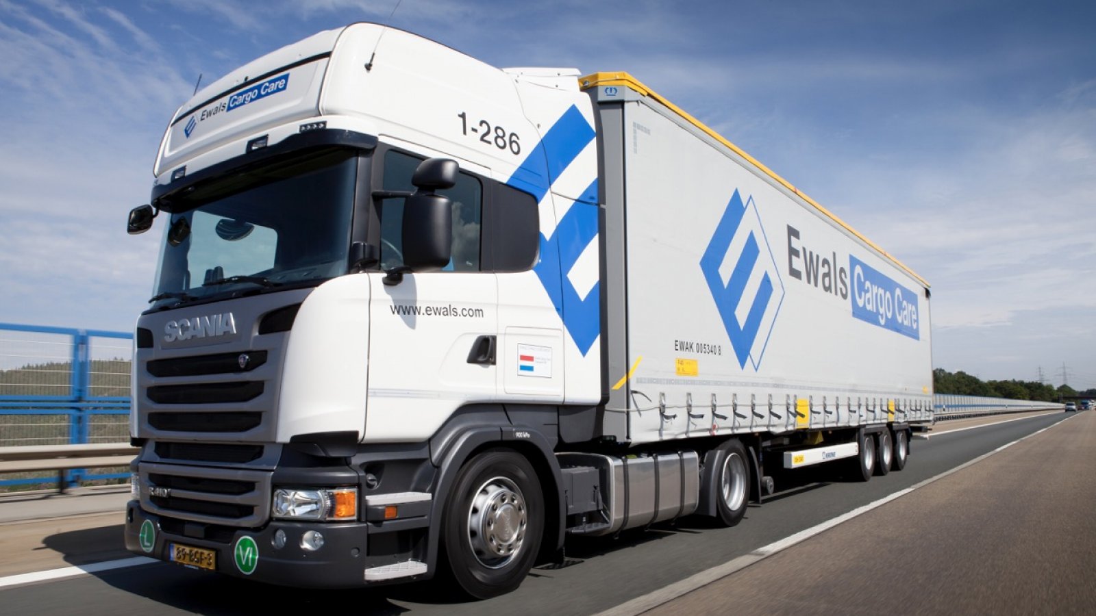 Řidič mezinárodní kamionové dopravy - projekt Volný Trucking
